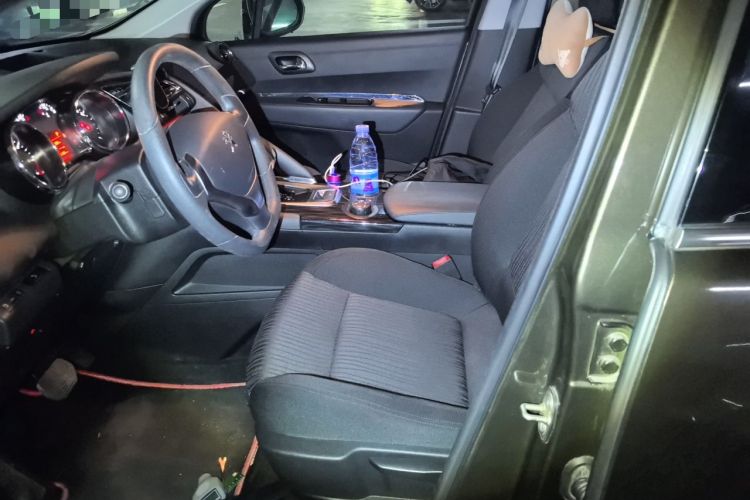 Used Peugeot 3008 2015 1.6THP Automatic Classic Edition Left Front Seat
