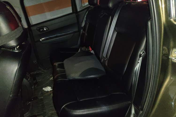Used Peugeot 3008 2015 2.0L Automatic Classic Edition Left Rear Seat