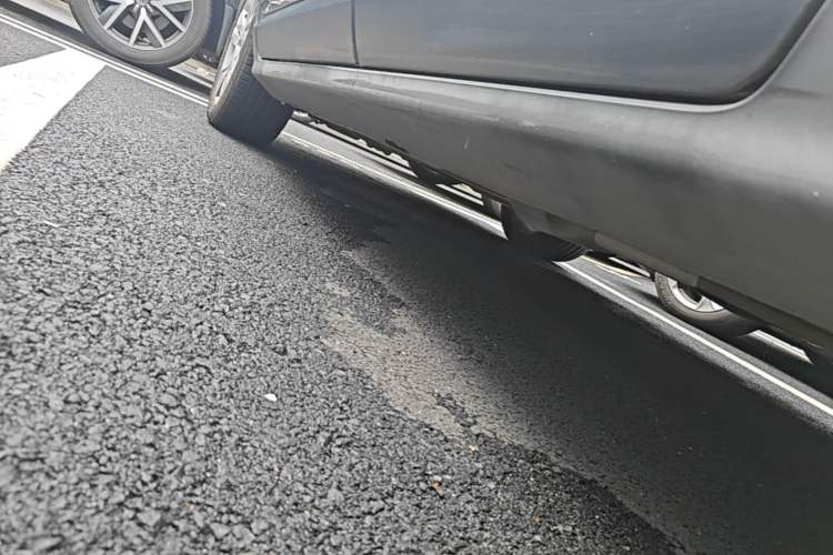 Used Peugeot 3008 2015 2.0L Automatic Trend Edition Left Side Sill