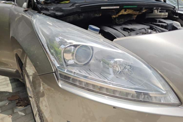 Used Peugeot 3008 2015 1.6THP Automatic Trend Edition Right Front Headlight