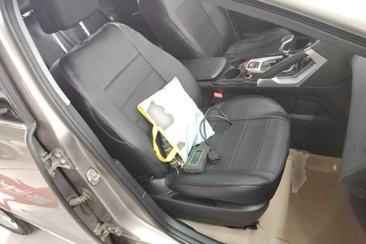 Used Peugeot 3008 2015 2.0L Automatic Classic Edition Right Front Seat