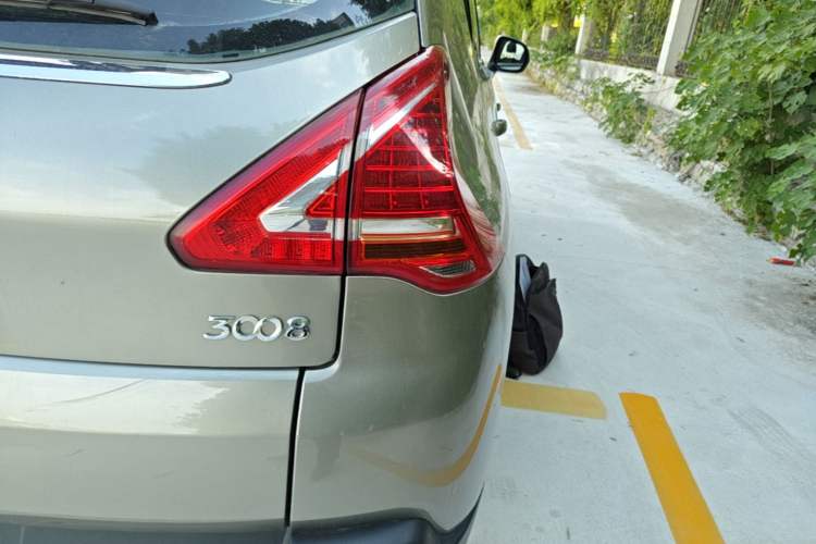 Used Peugeot 3008 2015 2.0L Manual Classic Edition Right Rear Taillight