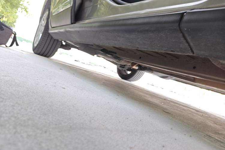 Used Peugeot 3008 2015 2.0L Manual Classic Edition Right Side Sill