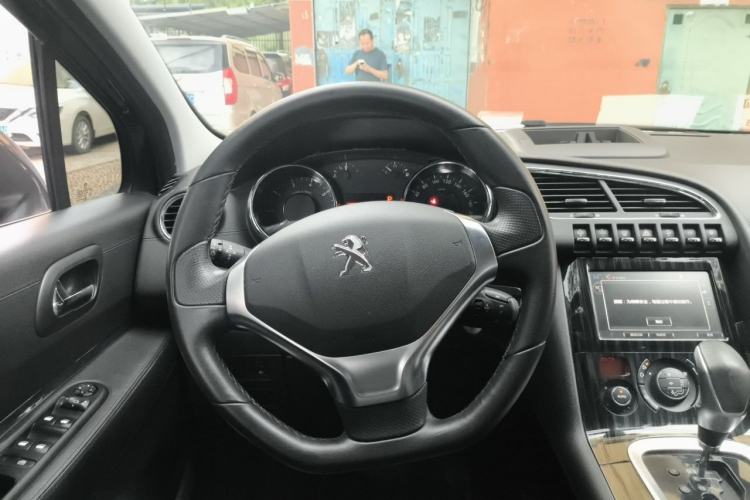 Used Peugeot 3008 2015 1.6THP Automatic Prestige Edition Steering Wheel