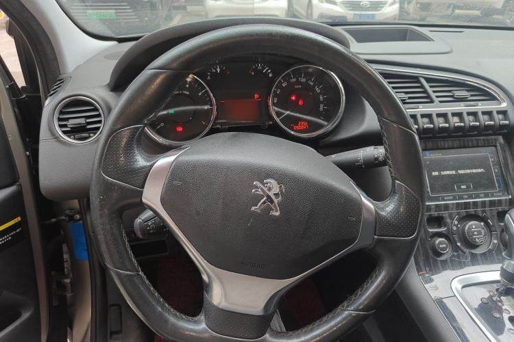 Used Peugeot 3008 2015 1.6THP Automatic Prestige Edition Steering Wheel
