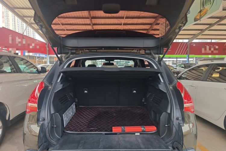 Used Peugeot 3008 2015 2.0L Manual Classic Edition Trunk