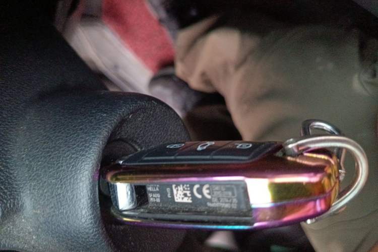 Used Peugeot 3008 2015 1.6THP Automatic Prestige Edition Vehicle Key