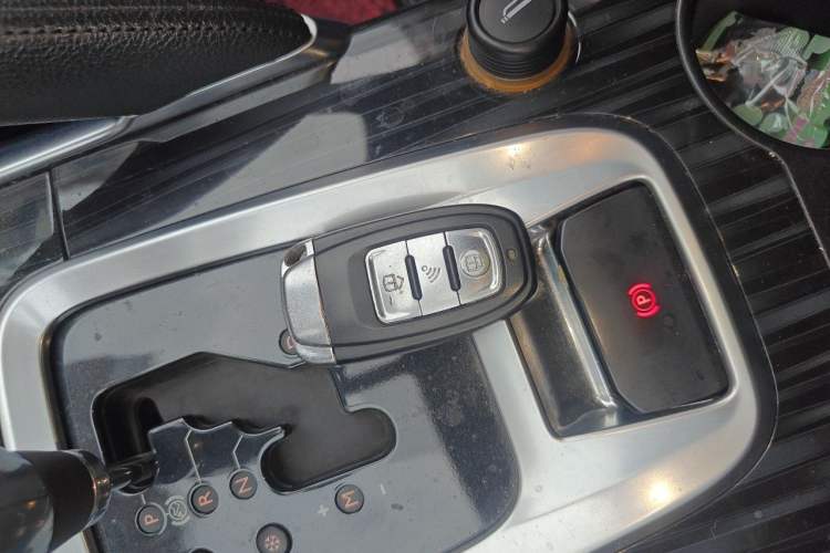 Used Peugeot 3008 2015 1.6THP Automatic Prestige Edition Vehicle Key