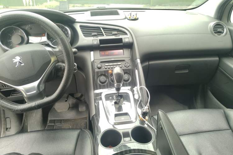 Used Peugeot 3008 2015 2.0L Automatic Classic Edition Audio And AC Panel