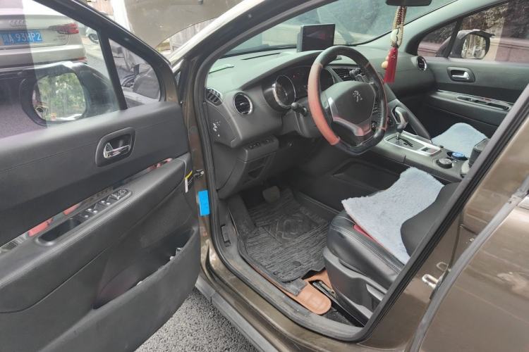 Used Peugeot 3008 2015 1.6THP Automatic Classic Edition Driver Seat