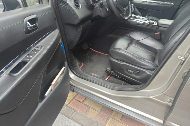 Used Peugeot 3008 2015 1.6THP Automatic Trend Edition Driver Seat