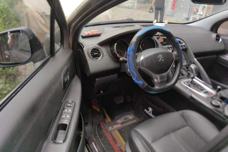 Used Peugeot 3008 2015 1.6THP Automatic Prestige Edition Driver Seat