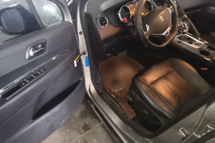 Used Peugeot 3008 2015 2.0L Automatic Trend Edition Driver Seat