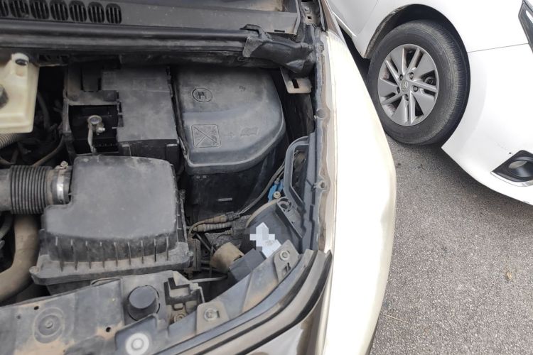 Used Peugeot 3008 2015 2.0L Automatic Trend Edition Engine Bay Left