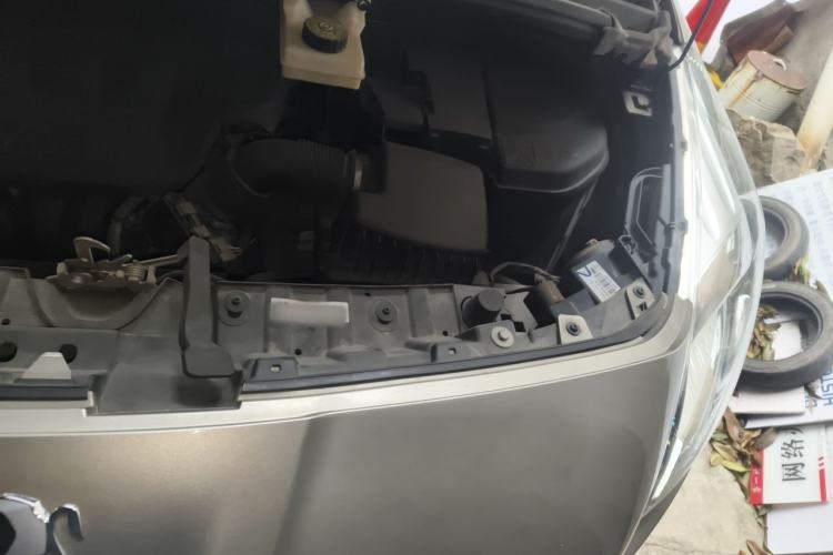 Used Peugeot 3008 2015 2.0L Automatic Trend Edition Engine Bay Left