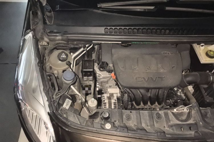 Used Peugeot 3008 2015 2.0L Automatic Trend Edition Engine Bay Right
