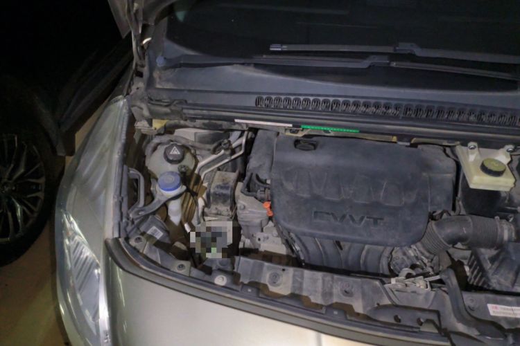 Used Peugeot 3008 2015 2.0L Automatic Trend Edition Engine Bay Right