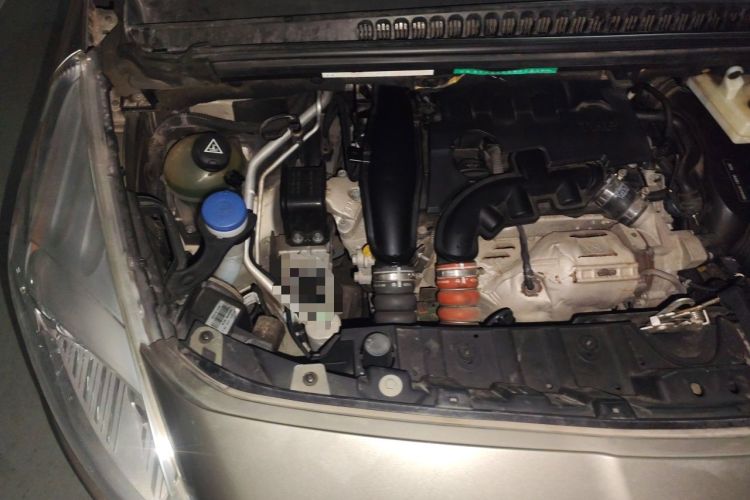 Used Peugeot 3008 2015 1.6THP Automatic Prestige Edition Engine Bay Right