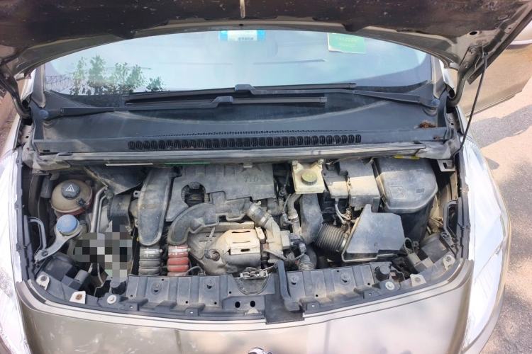 Used Peugeot 3008 2015 1.6THP Automatic Classic Edition Engine Bay
