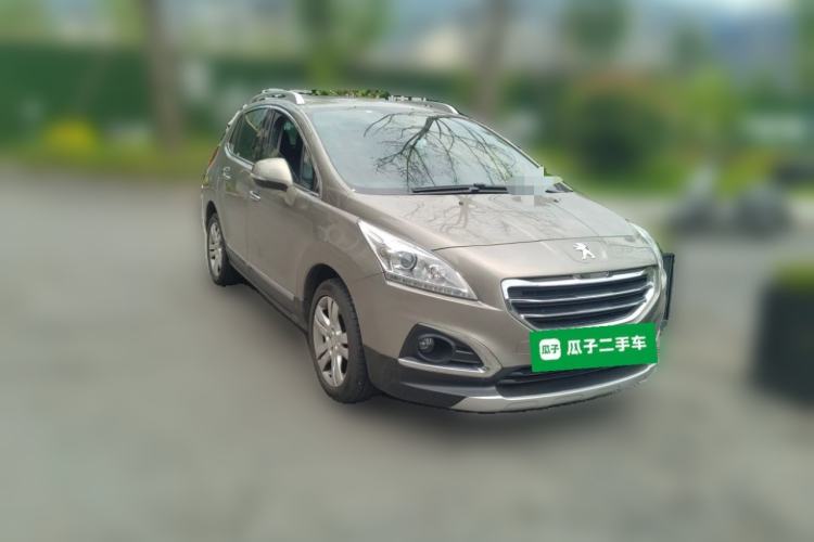 Used Peugeot 3008 2015 2.0L Automatic Classic Edition Front Right 45 Deg