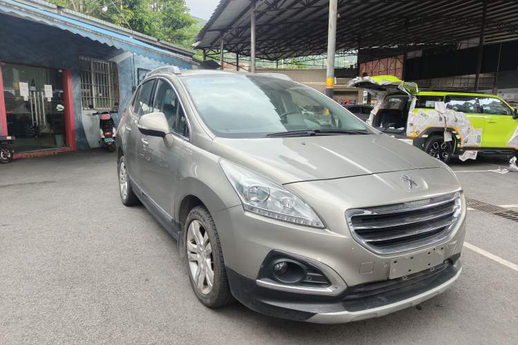 Used Peugeot 3008 2015 1.6THP Automatic Prestige Edition Front Right 45 Deg