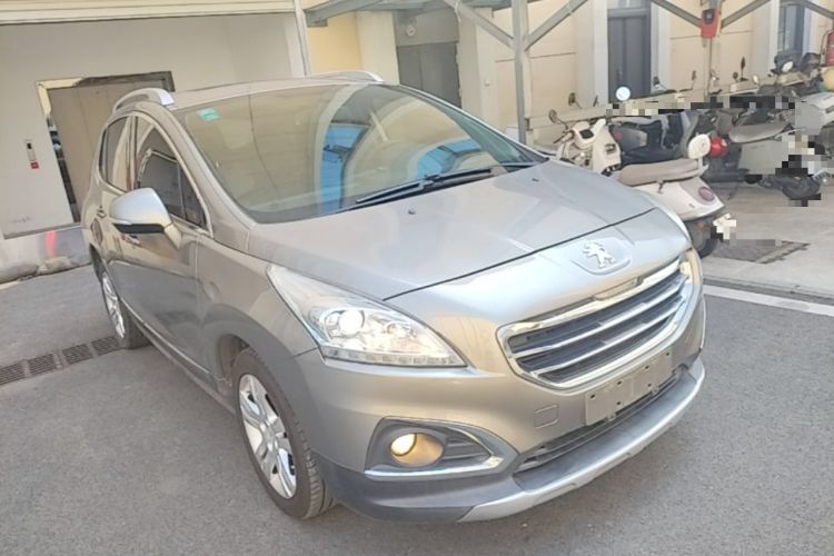 Used Peugeot 3008 2015 1.6THP Automatic Classic Edition Front Right 45 Deg