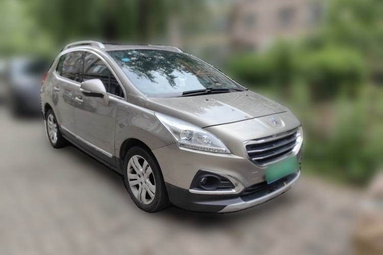 Used Peugeot 3008 2015 1.6THP Automatic Prestige Edition Front Right 45 Deg