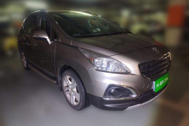 Used Peugeot 3008 2015 1.6THP Automatic Prestige Edition Front Right 45 Deg