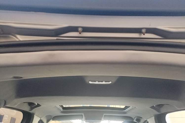 Used Peugeot 3008 2015 1.6THP Automatic Classic Edition Headliner