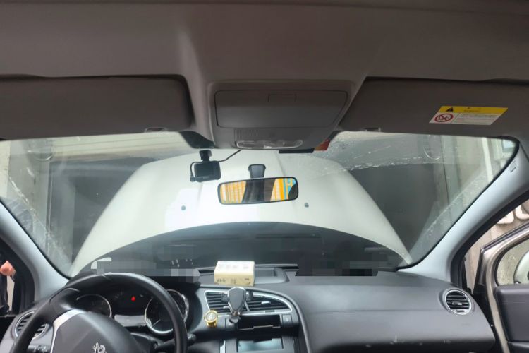 Used Peugeot 3008 2015 2.0L Automatic Trend Edition Headliner
