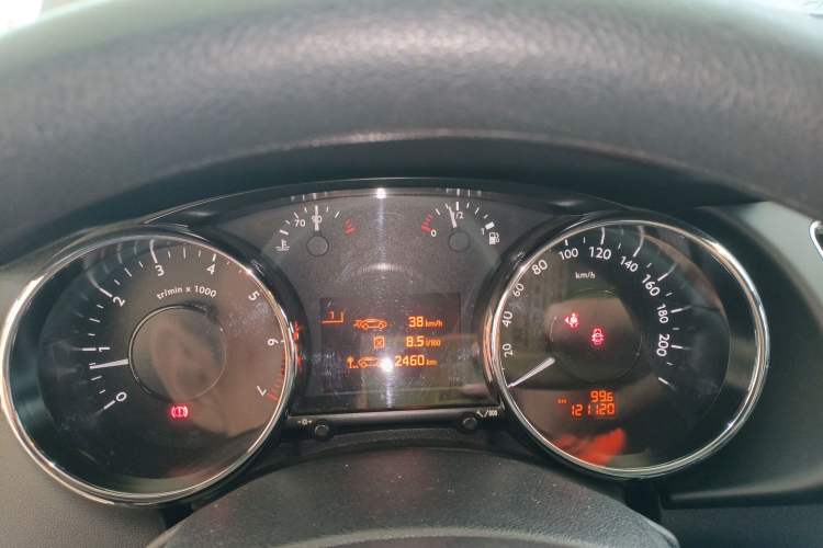 Used Peugeot 3008 2015 2.0L Manual Classic Edition Instrument Cluster