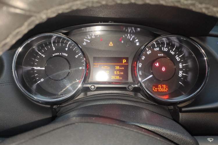 Used Peugeot 3008 2015 2.0L Automatic Trend Edition Instrument Cluster