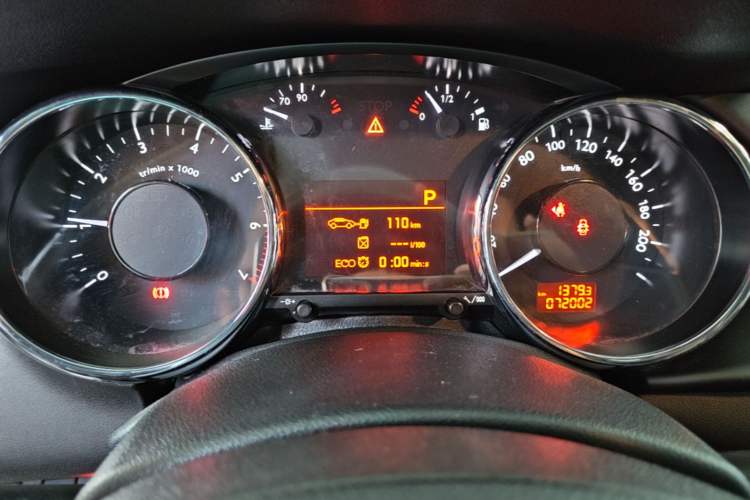 Used Peugeot 3008 2015 1.6THP Automatic Prestige Edition Instrument Cluster