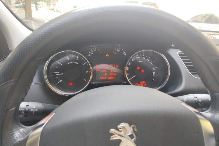 Used Peugeot 3008 2015 1.6THP Automatic Prestige Edition Instrument Cluster