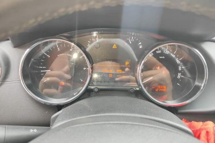 Used Peugeot 3008 2015 2.0L Automatic Trend Edition Instrument Cluster