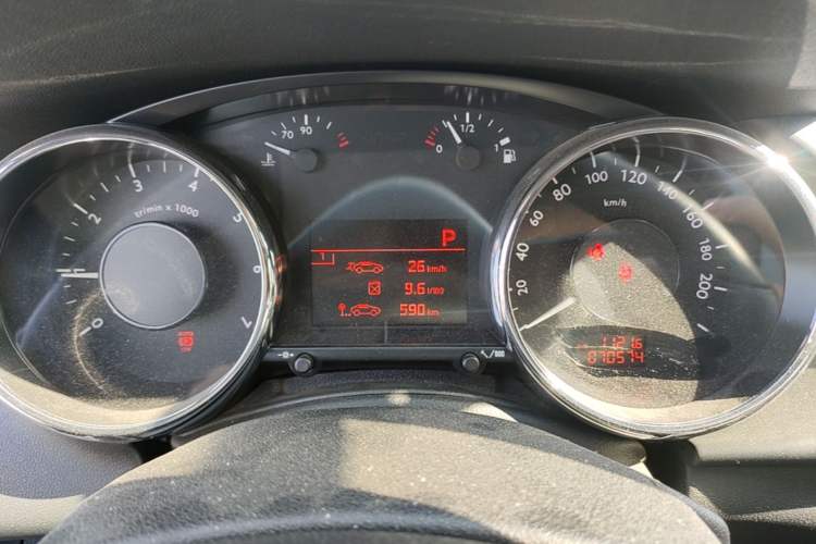 Used Peugeot 3008 2015 1.6THP Automatic Prestige Edition Instrument Cluster