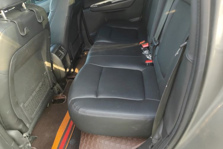 Used Peugeot 3008 2015 1.6THP Automatic Classic Edition Interior 1