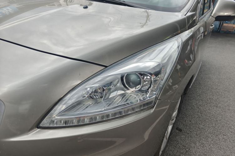 Used Peugeot 3008 2015 1.6THP Automatic Prestige Edition Left Front Headlight