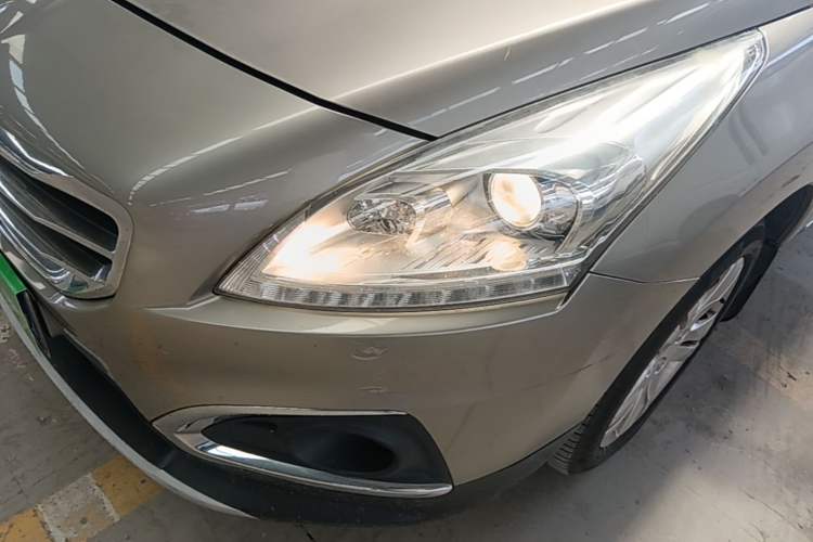 Used Peugeot 3008 2015 2.0L Automatic Trend Edition Left Front Headlight