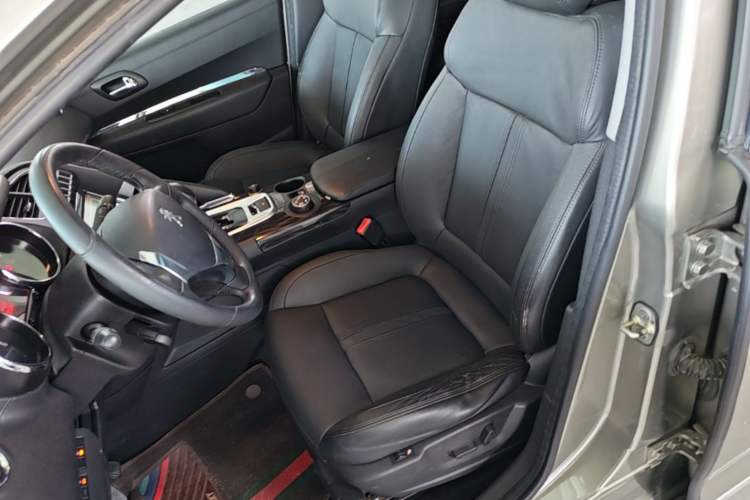 Used Peugeot 3008 2015 1.6THP Automatic Prestige Edition Left Front Seat