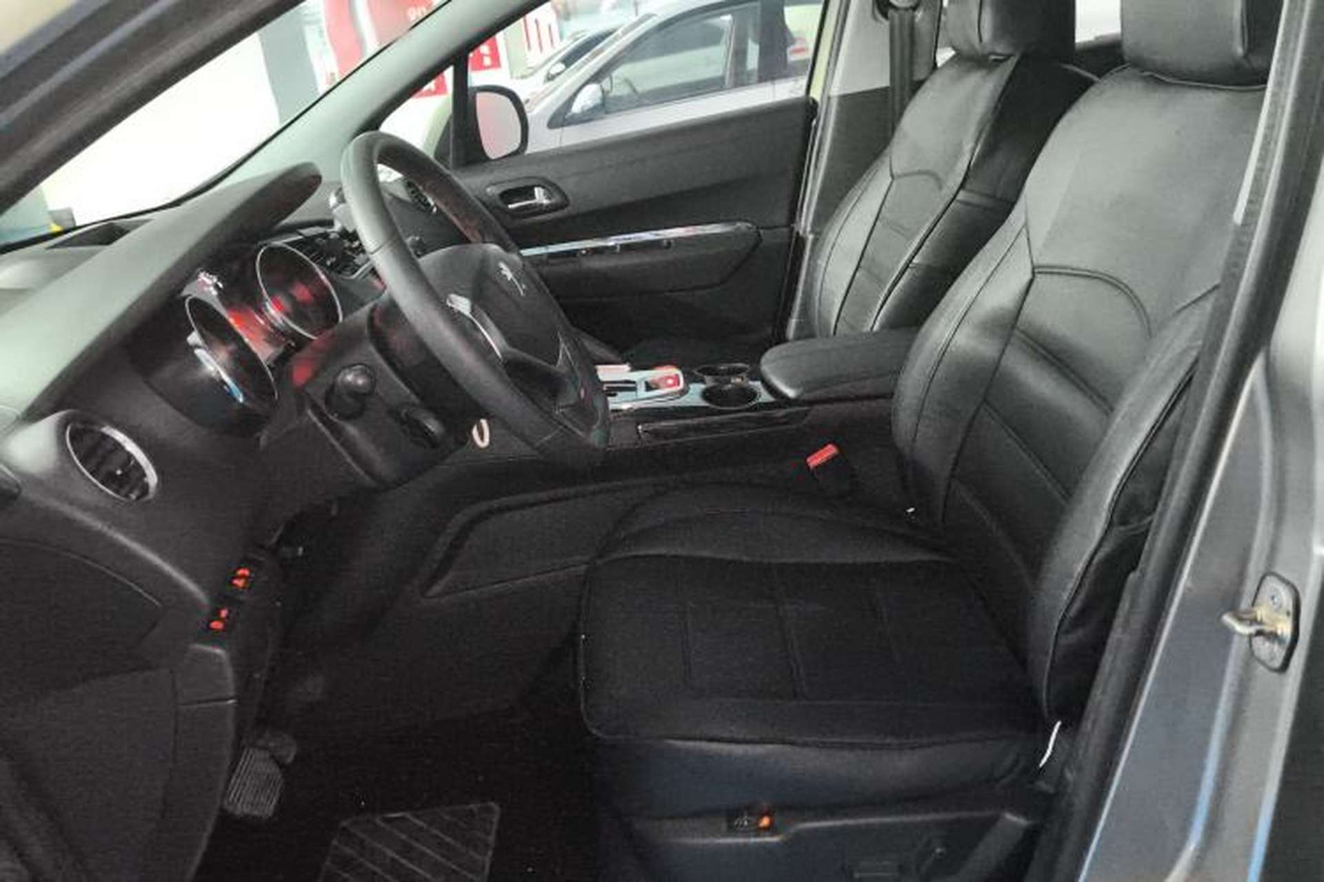 Used Peugeot 3008 2015 2.0L Automatic Trend Edition Left Front Seat