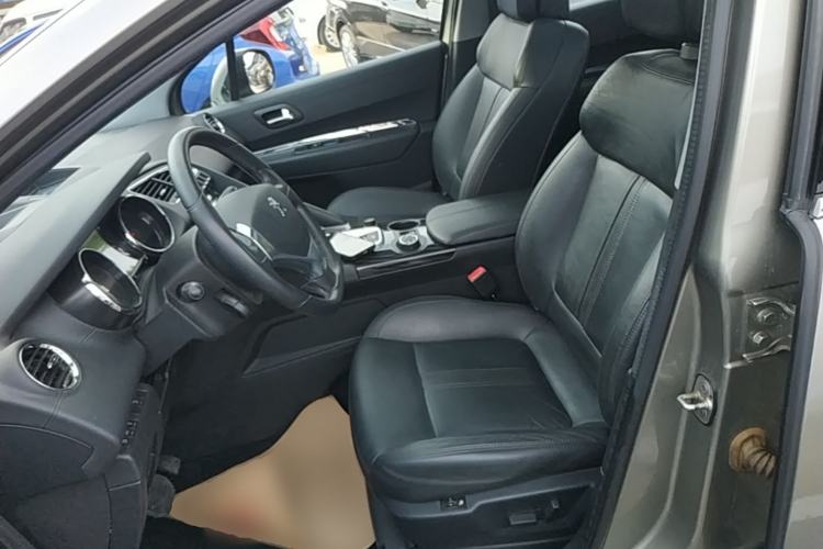 Used Peugeot 3008 2015 1.6THP Automatic Prestige Edition Left Front Seat