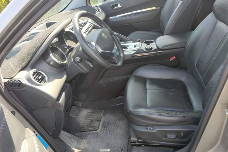 Used Peugeot 3008 2015 1.6THP Automatic Prestige Edition Left Front Seat