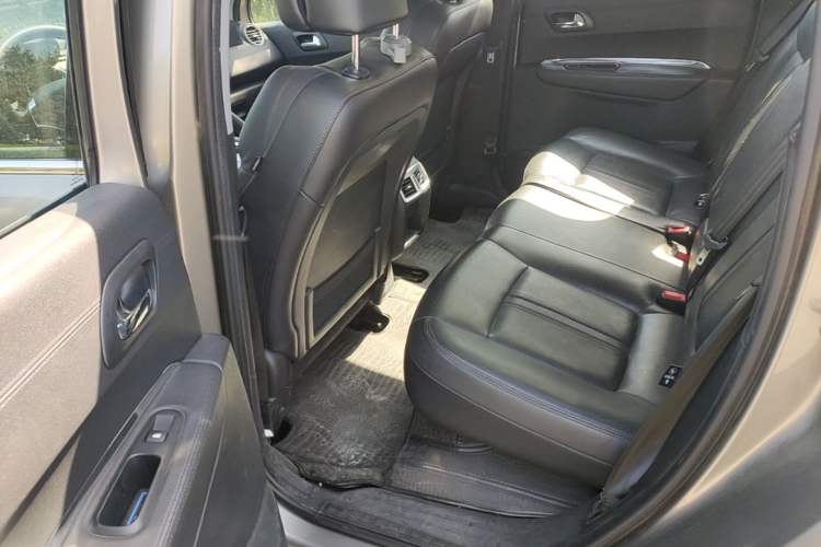 Used Peugeot 3008 2015 1.6THP Automatic Prestige Edition Left Rear Seat