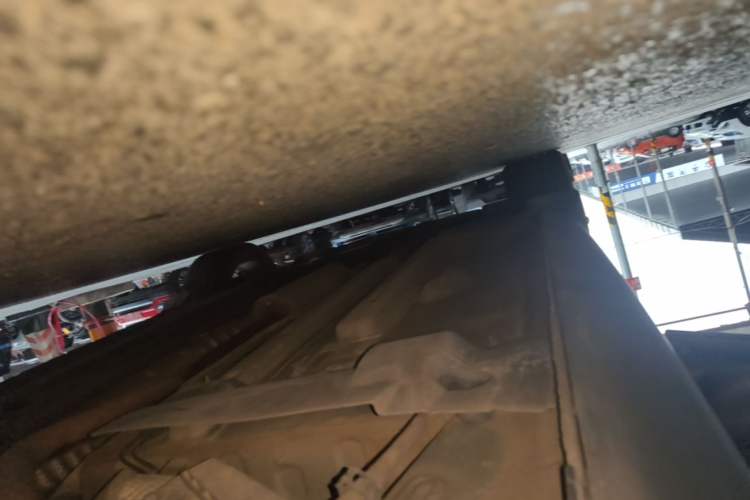 Used Peugeot 3008 2015 1.6THP Automatic Prestige Edition Left Side Sill