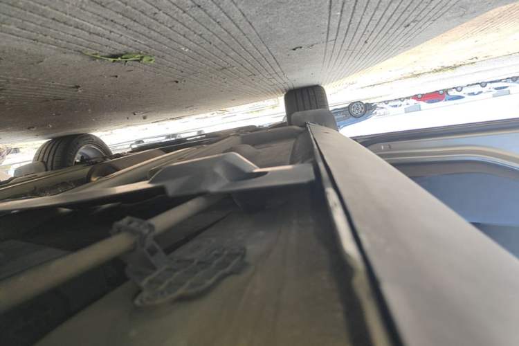 Used Peugeot 3008 2015 2.0L Automatic Trend Edition Left Side Sill