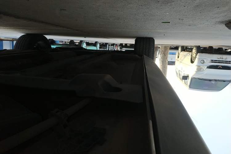 Used Peugeot 3008 2015 1.6THP Automatic Prestige Edition Left Side Sill
