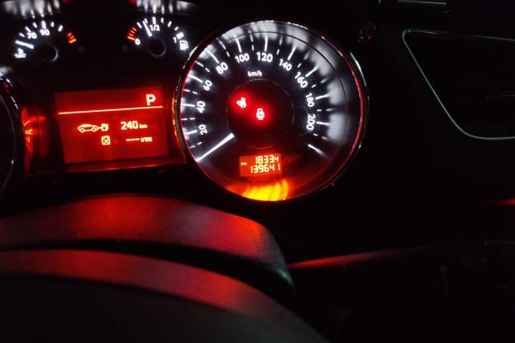 Used Peugeot 3008 2015 2.0L Automatic Trend Edition Odometer Close Up