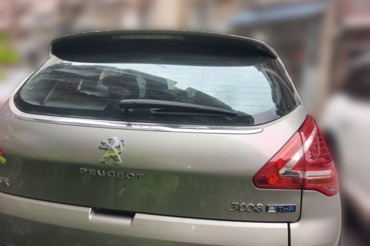 Used Peugeot 3008 2015 1.6THP Automatic Classic Edition Rear Left 45 Deg