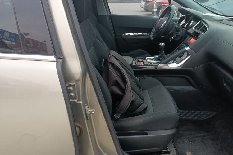 Used Peugeot 3008 2015 2.0L Manual Classic Edition Right Front Seat